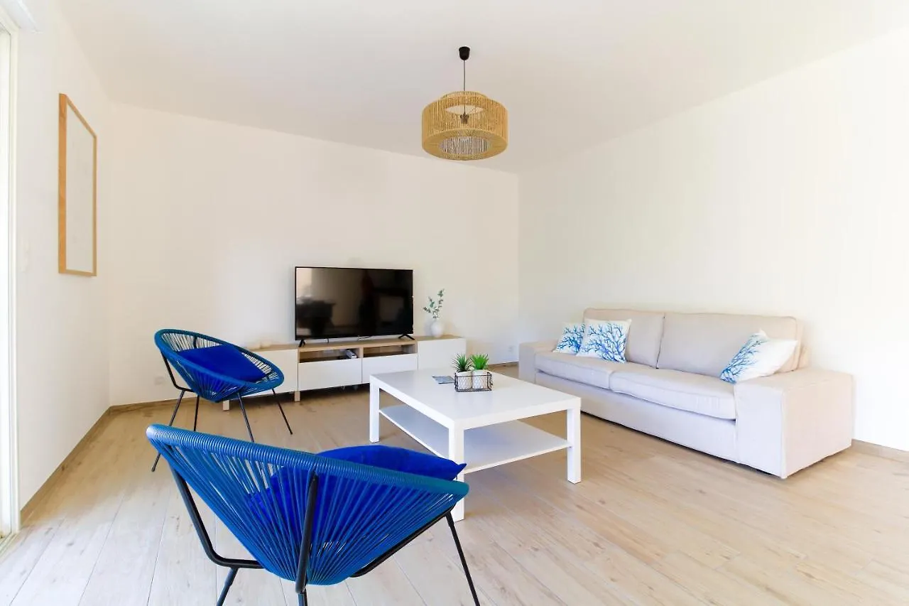 Villa Entre Rose Et Pins A Bormes-Les-Mimosas 4 Etoiles - Roses&Pins France