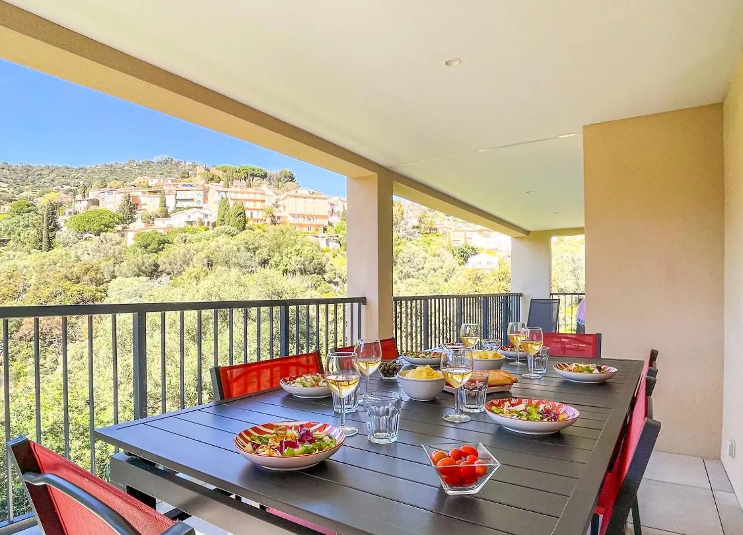 Villa Entre Rose Et Pins A Bormes-Les-Mimosas 4 Etoiles - Roses&Pins