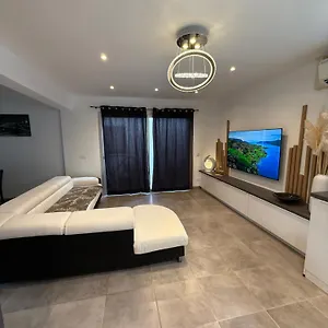 Appartement Leovi Superbe 3 Pieces - 7 Personnes, A 100m La Faviere, Bormes-les-Mimosas